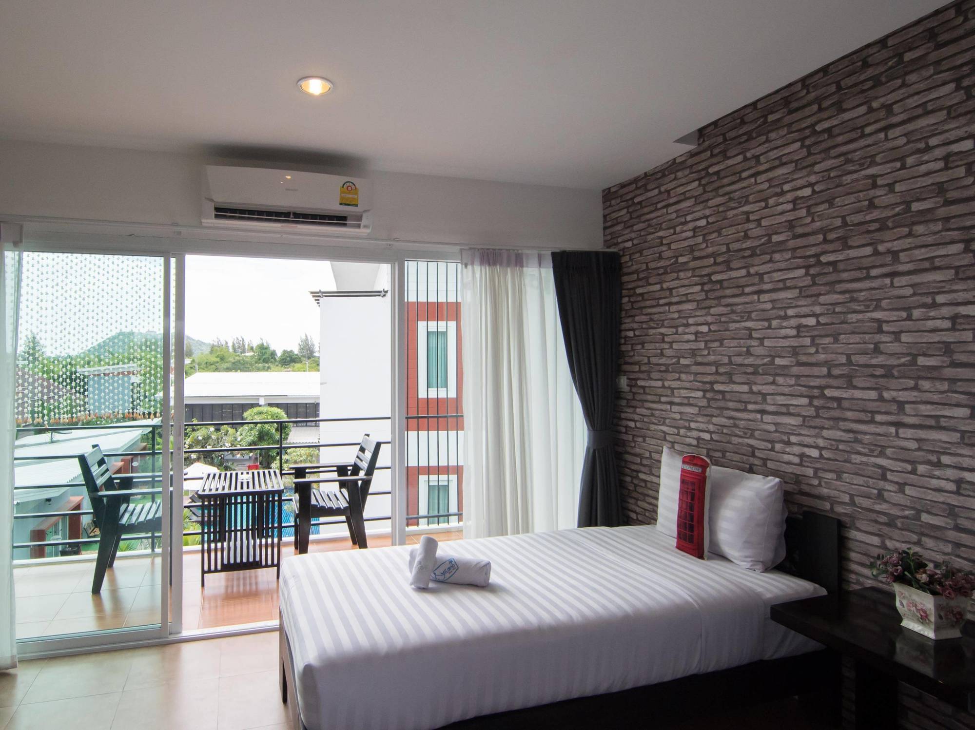 Отель Milano Huahin Экстерьер фото