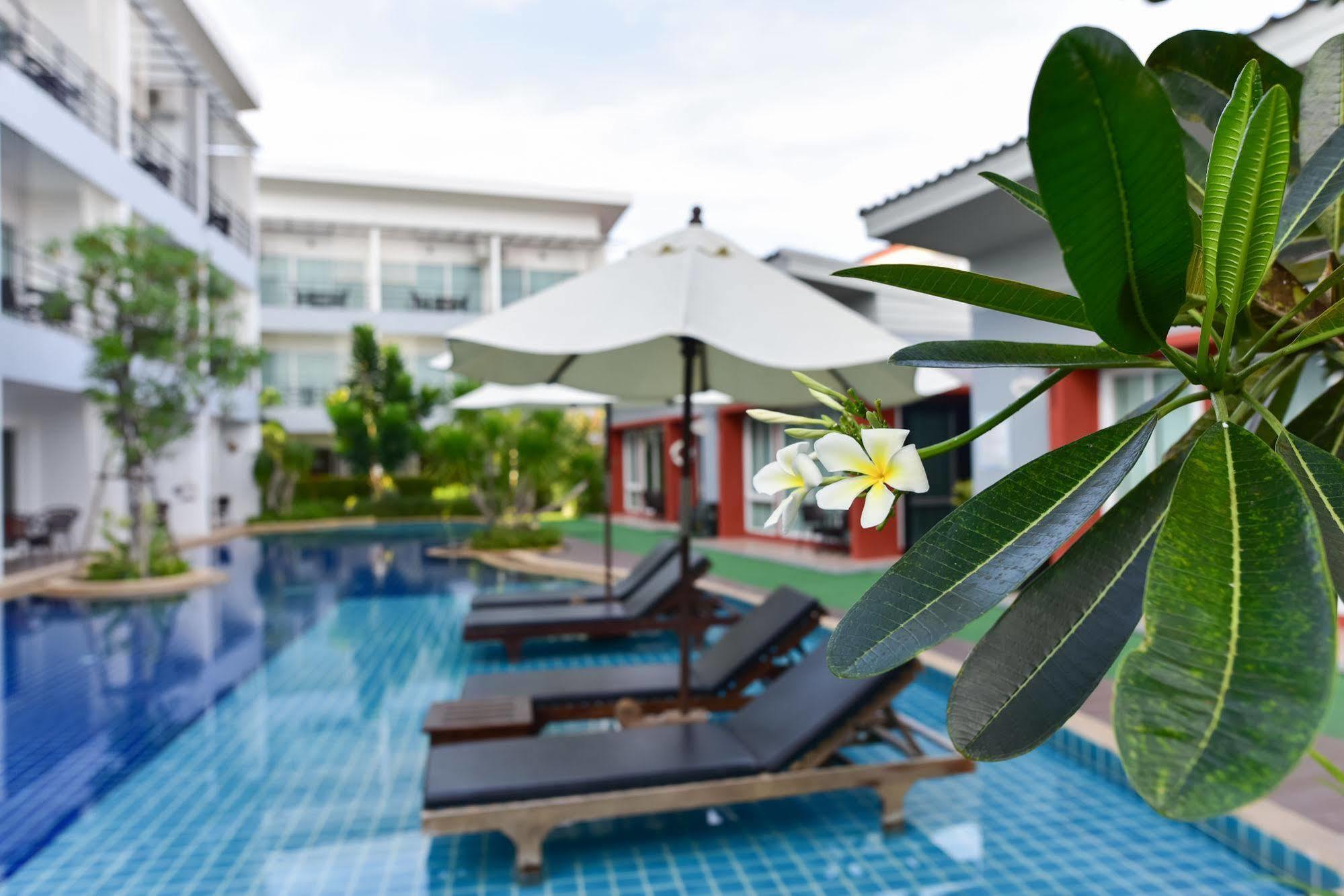 Отель Milano Huahin Экстерьер фото